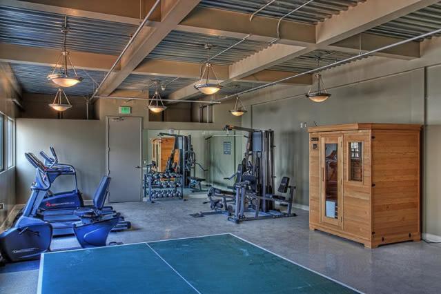 Huge Downtown La Loft With Rooftop Pool & Jacuzzi Los Angeles Exterior photo